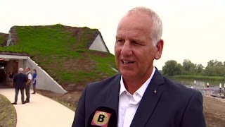 Pieter van Vollenhoven opent nieuw Biesbosch museum in Werkendam [upl. by Anallese]