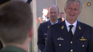 De koning bezoekt vliegbasis KleineBrogelLe Roi Philippe visite la base aérienne de KleineBrogel [upl. by Fanchet396]