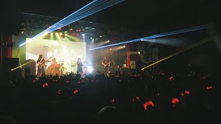 【Live映像】トゲナシトゲアリ「雑踏、僕らの街  薄明の序奏 Live Performance」 アニメ「ガールズバンドクライ」 [upl. by Ardnasac]