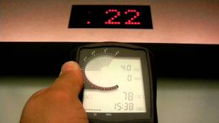 Variometer and Altimeter in elevator 航空機用高度計＆昇降率計をエレベータ内で [upl. by Zetram375]