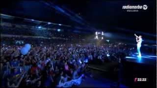 Gigi DAlessio  Arena della Vittoria Bari  28092012  RadionorbaTV Parte 4  Medley Italiano [upl. by Lalat485]