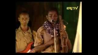 Raesi Weldit ራእሲ ወልዲት ሓፍሽ Tegadalay ተጋዳላይ Eritrea Senselet Band [upl. by Allina]