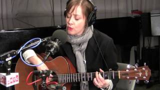 Suzanne Vega quotGypsyquot Live on Soundcheck [upl. by Lain]