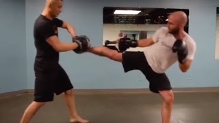 32 Classic Kickboxing Combinations [upl. by Hewitt]