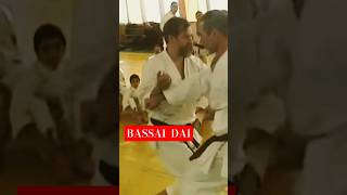 Bassai Dai Bunkai 1 Dormenko Shihan karate kata [upl. by Ecienaj443]