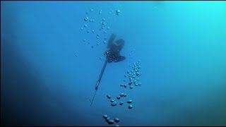 Trevor Hutton Deep Spearfishing Record Warm Up [upl. by Lowenstein]