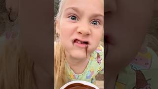 It is the way how my family eats jelly eyes👀🤦🏻‍♀️😬 viralvideo funny [upl. by Zzabahs]