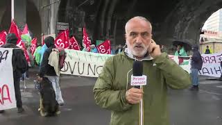 Genova manifestazione e presidio ai varchi portuali caos traffico [upl. by Atiral]