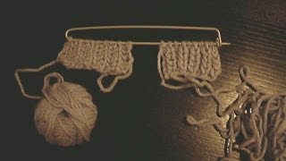 Tricot Mettre des mailles en attente [upl. by Rehportsirhc656]