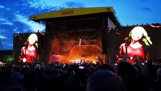 Dave Grohl sings My Hero with daughter Violet Grohl Foo Fighters Live Leeds Festival 2019 [upl. by Esilahs20]