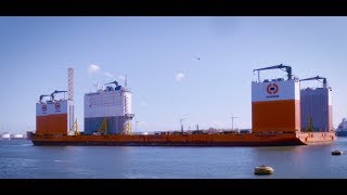 Loading the Dockwise Vanguard [upl. by Nivlad278]