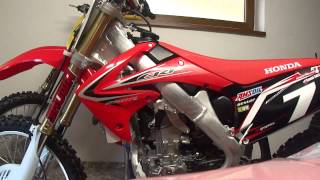 Honda crf 250r 2013 sound [upl. by Enaywd923]