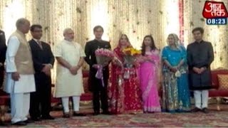 Modi In Digvijay Singhs Sons Wedding [upl. by Yreva]