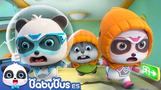 Simulacro de Terremoto en la Escuela  Equipo de Rescate  Videos de Niños  BabyBus Español [upl. by Arakaj]