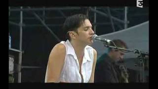 Placebo quotPeeping Tomquot live at Vieilles Charrues 2001 [upl. by Ynaoj]