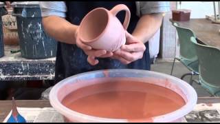 173 Learning a few Tips to Quickly Glaze some Mugs with HsinChuen Lin [upl. by Wentworth849]