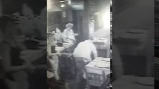 Accidente en la pizzeria  abuelo sin pantalones [upl. by Craggy]