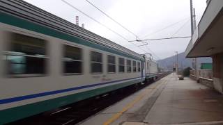 TRANSITO DEL TRENO REGIONALE PER GENOVA BRIGNOLE [upl. by Chong]