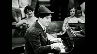 Chico Harpo amp Groucho Marx at the piano Animal Crackers 1930 [upl. by Kirschner211]