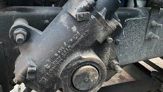 Change Truck Steering Gearbox SEMI [upl. by Brownley]