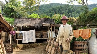 Luar Biasa ‼️ Hanya Ada Satu Rumah Terpencil Di Puncak Bukit Di Tengah Hutan [upl. by Akieluz]