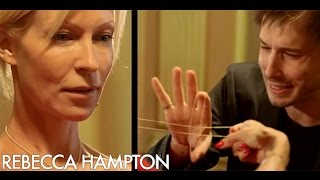 LANGEVIN  Rebecca Hampton impressionnée par son tour dillusions [upl. by Colas]