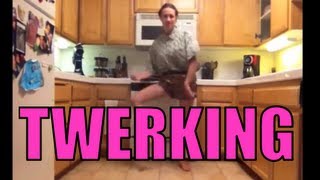 HOW TO TWERK Miranda Sings [upl. by Biamonte]