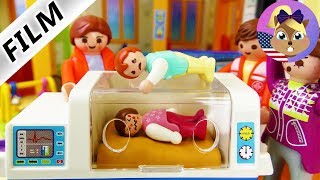 A Playmobil Story  EMMAS FIRST DAY IN KINDERGARTEN  Kid goes to the hospital  Film Smith Family [upl. by Eupheemia]