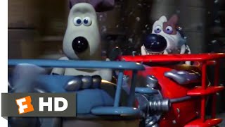 Wallace amp Gromit The Curse of the WereRabbit 2005  Dogfight Scene 910  Movieclips [upl. by Denney978]