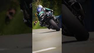 🚨 BULL IN THE ROAD 🚨  Isle of Man TT Races isleofmantt motorcyclerace motorsport [upl. by Fujio]