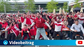 DeutschTürkische Fans fiebern im Gummersbacher EMBiergarten mit [upl. by Atenik]