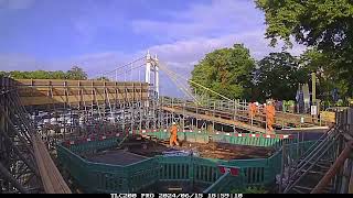 Teddington Lock Attaching the temporary ramp timelapse [upl. by Everest448]