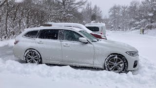 BMW 320d xDrive Mスポーツ ツーリング 雪道 [upl. by Kidd]