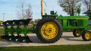 John Deere 4020 [upl. by Nacul]