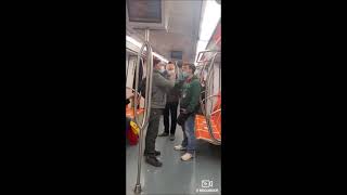 LITIGATA IN METRO PER LA MASCHERINA [upl. by Anilat176]