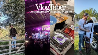 VlogTober Randall King concert new comforter amp more [upl. by Ede]