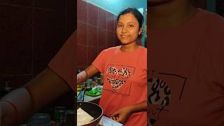 রান্নার সময় মুখে তো হাঁসি থাকবেই youtubeshorts reels recipe moglaiparatha breakfastrecipes [upl. by Fesoj]