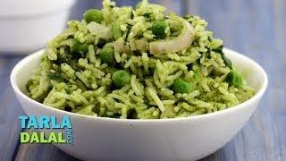 Spinach and Green Pea Rice by Tarla Dalal [upl. by Bartolome]