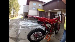 Honda CRF 250R 2016 Yoshimura RS9 [upl. by Atterys]