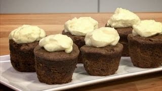 Chocolade cupcakes met vanillecreme  recept [upl. by Haugen]