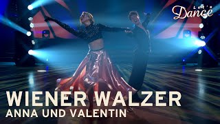 Anna amp Valentin tanzen einen eindrucksvollen Wiener Walzer 💃🕺  Show 11  Lets Dance 2023 [upl. by Rajiv]