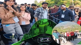 Cute college girls reaction 🥰 hyper ride  zx10r public reaction 🥰  shocking reaction 😲 [upl. by Ahsekim]