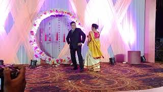 jaha Mai Jaati hun Wahi Chale Aate Ho Couple Wedding Dance Chacha with Chachi Abhishek Beniwal [upl. by Fornof]