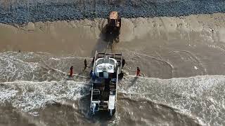 Catamaran YH3 Landing Crabs Cromer March 15 2022 [upl. by Margy]