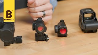 Quick Tip Red Dot vs Holographic Sight  Whats the Difference [upl. by Gwenette]