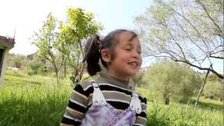 Chanter en kabyle  NasrineThawardets [upl. by Elenore]