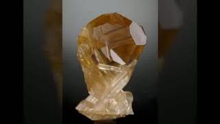 حجر المجوهرات الشبه الكريم السيروسايت  cerussite  فلز اساسي القصدير الوانه وقساوته وكثافته [upl. by Ahsyad]