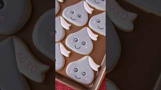 Hershey’s kiss cookies with edible sparkles cookiedecorating royalicing relaxingvideo valentines [upl. by Calley]