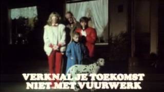 Verknal je toekomst niet met vuurwerk 1985 [upl. by Klepac]