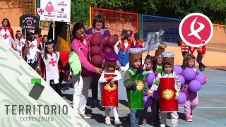 Representando nuestras tradiciones sin salir del colegio  Territorio Extremadura [upl. by Clemente]